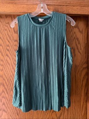 a new day Green Pleated Sleeveless Tank